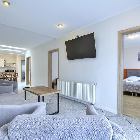 Apartamenty Rodzinne Zdrojowe 쿠도바-즈루이 외부 사진