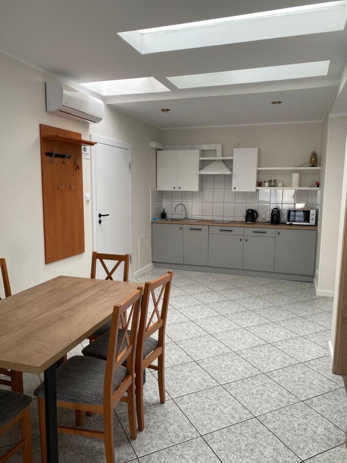 Apartamenty Rodzinne Zdrojowe 쿠도바-즈루이 외부 사진