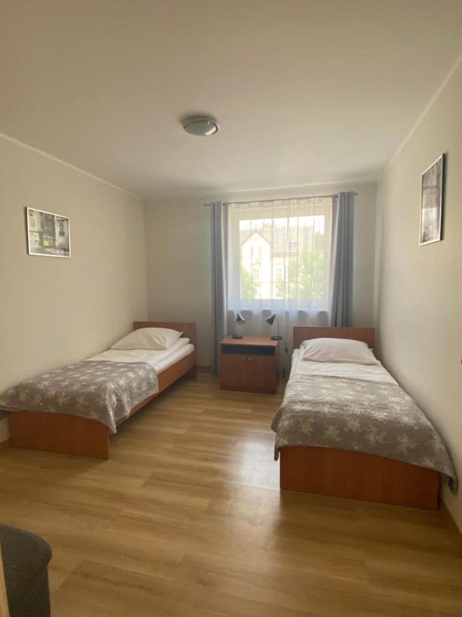 Apartamenty Rodzinne Zdrojowe 쿠도바-즈루이 외부 사진