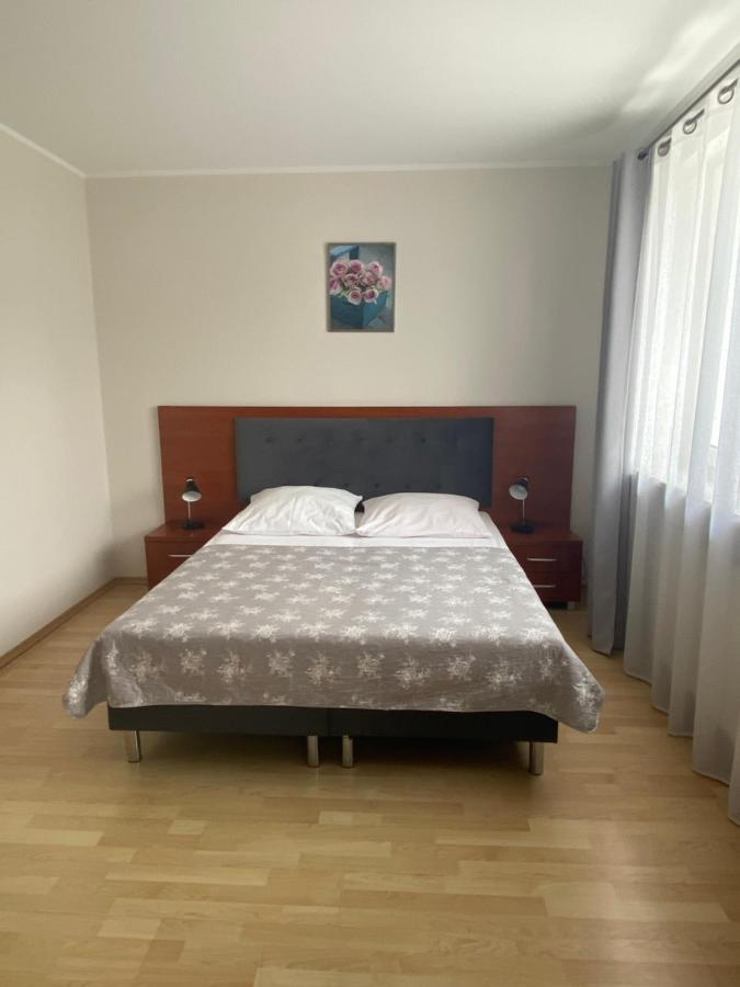 Apartamenty Rodzinne Zdrojowe 쿠도바-즈루이 외부 사진